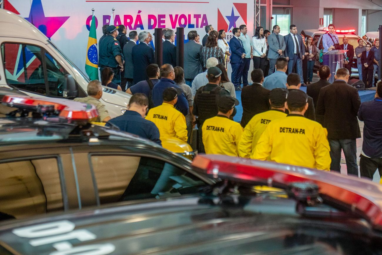 Governo entrega mais de 100 viaturas e abre cerca de 2,5 mil novas vagas prisionais