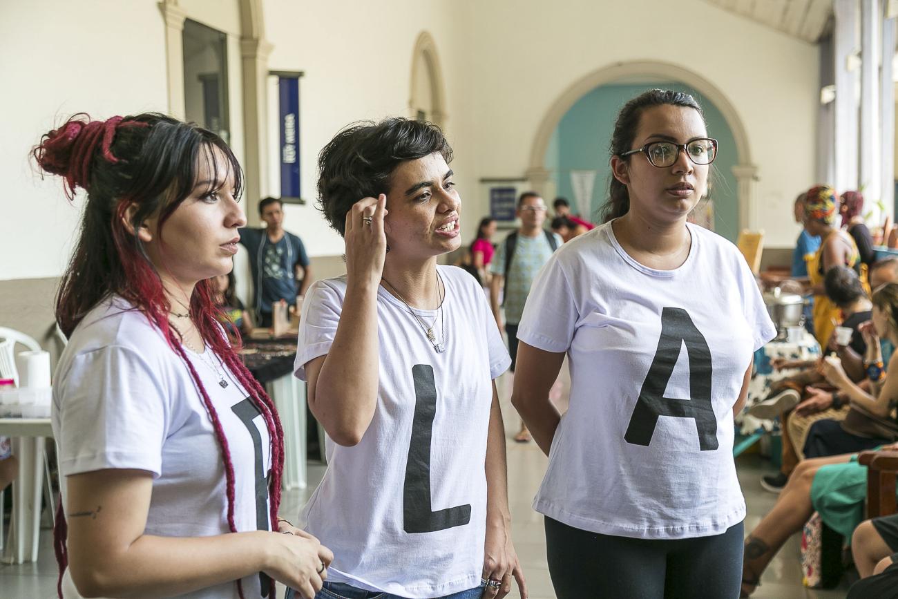 Projeto 'Ela Pode' chega aos bairros do TerPaz para capacitar mulheres
