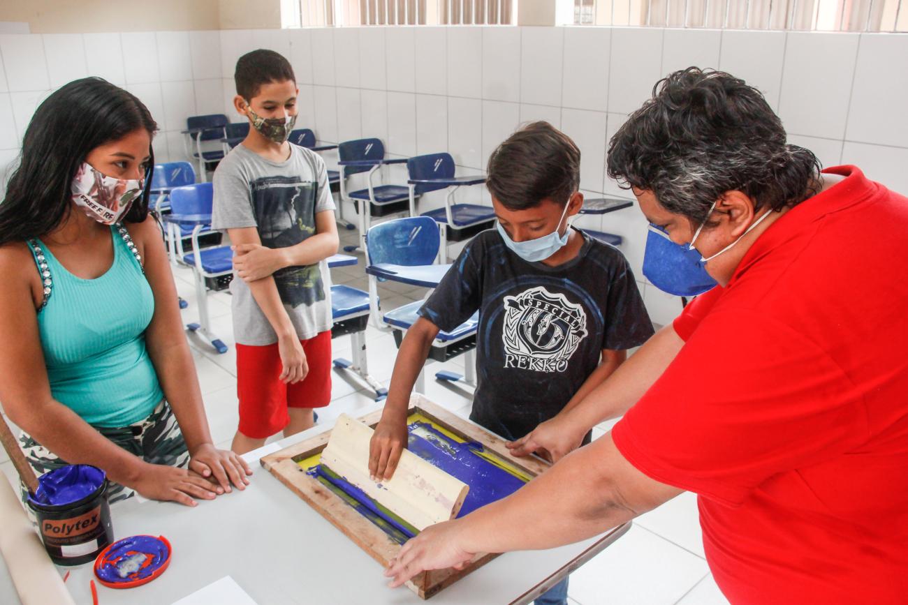 Terpaz promove oficina de serigrafia para jovens do bairro do Jurunas, em Belém